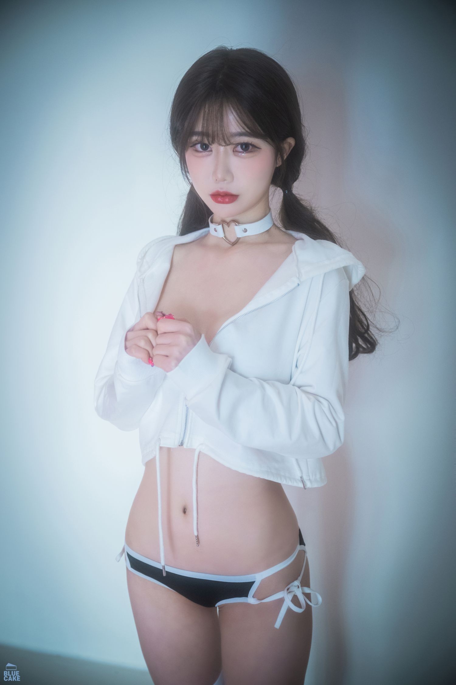 BLUECAKE 韩国美少女模特性感写真 JungEun Dazzling 1 (2)