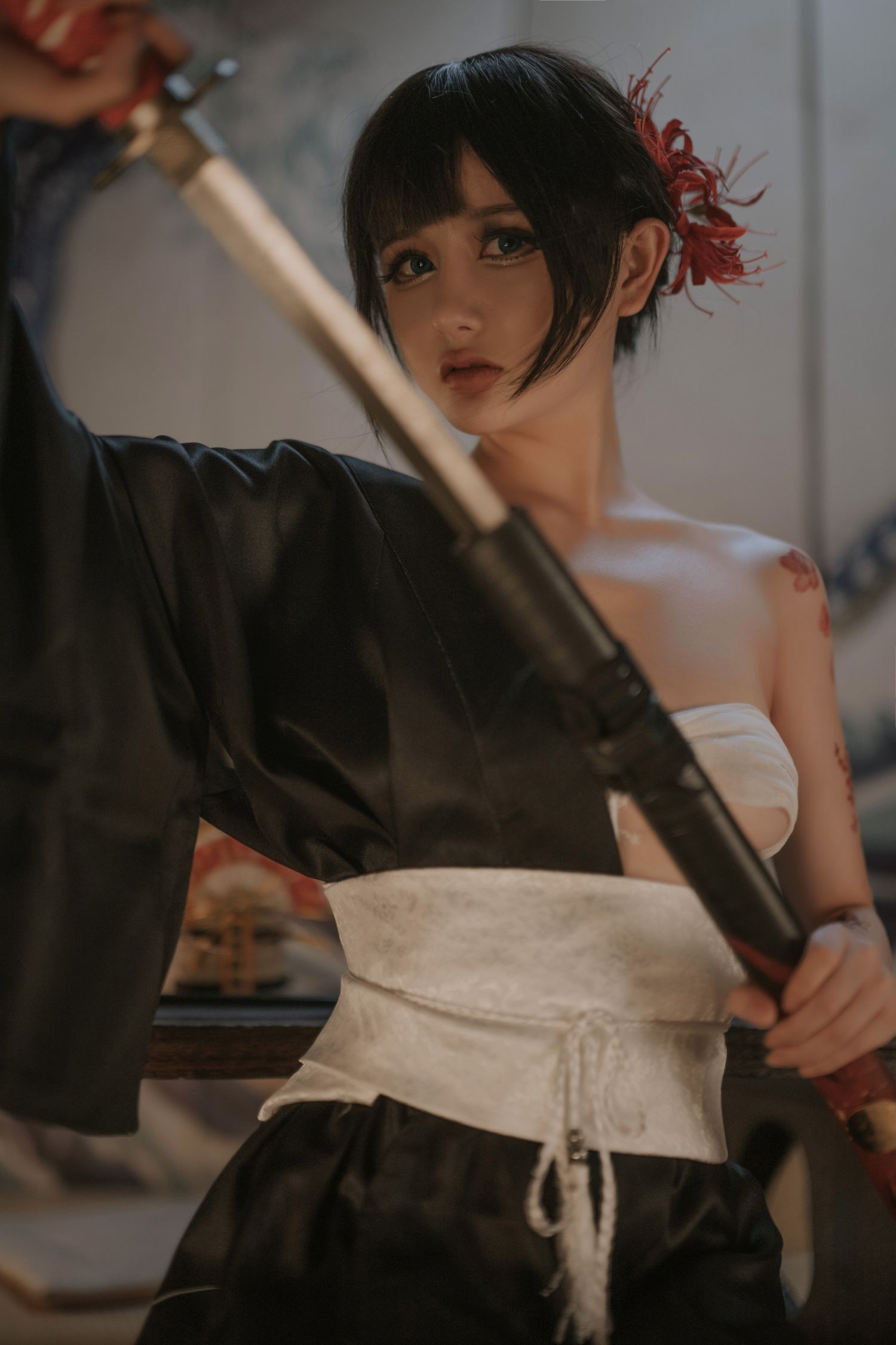 美女动漫博主您的蛋蛋性感Cosplay写真黑帮大小姐 (3)