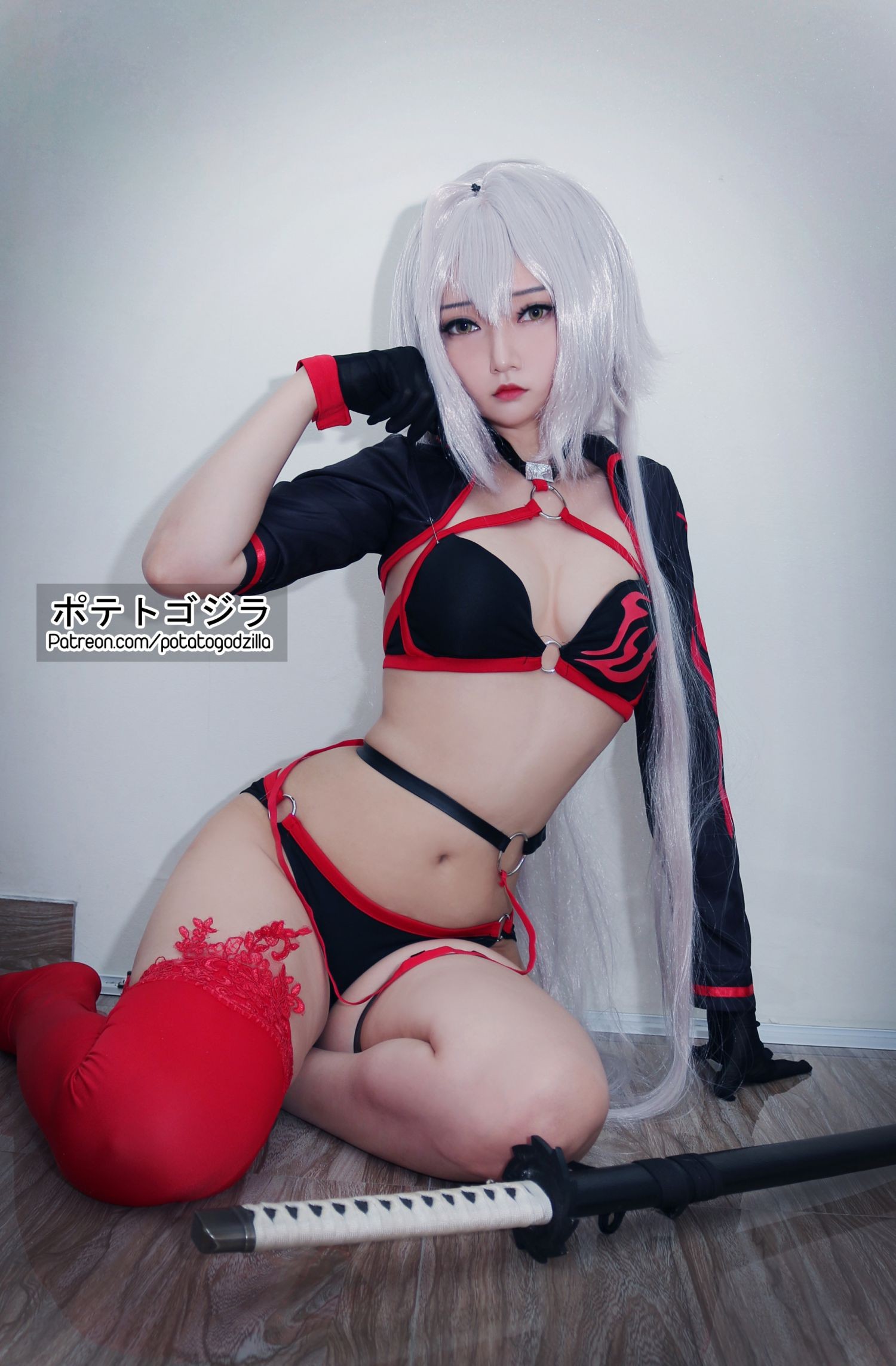 美女动漫博主 Potato Godzilla 性感Cosplay写真 Jeanne Alter Summer (3)