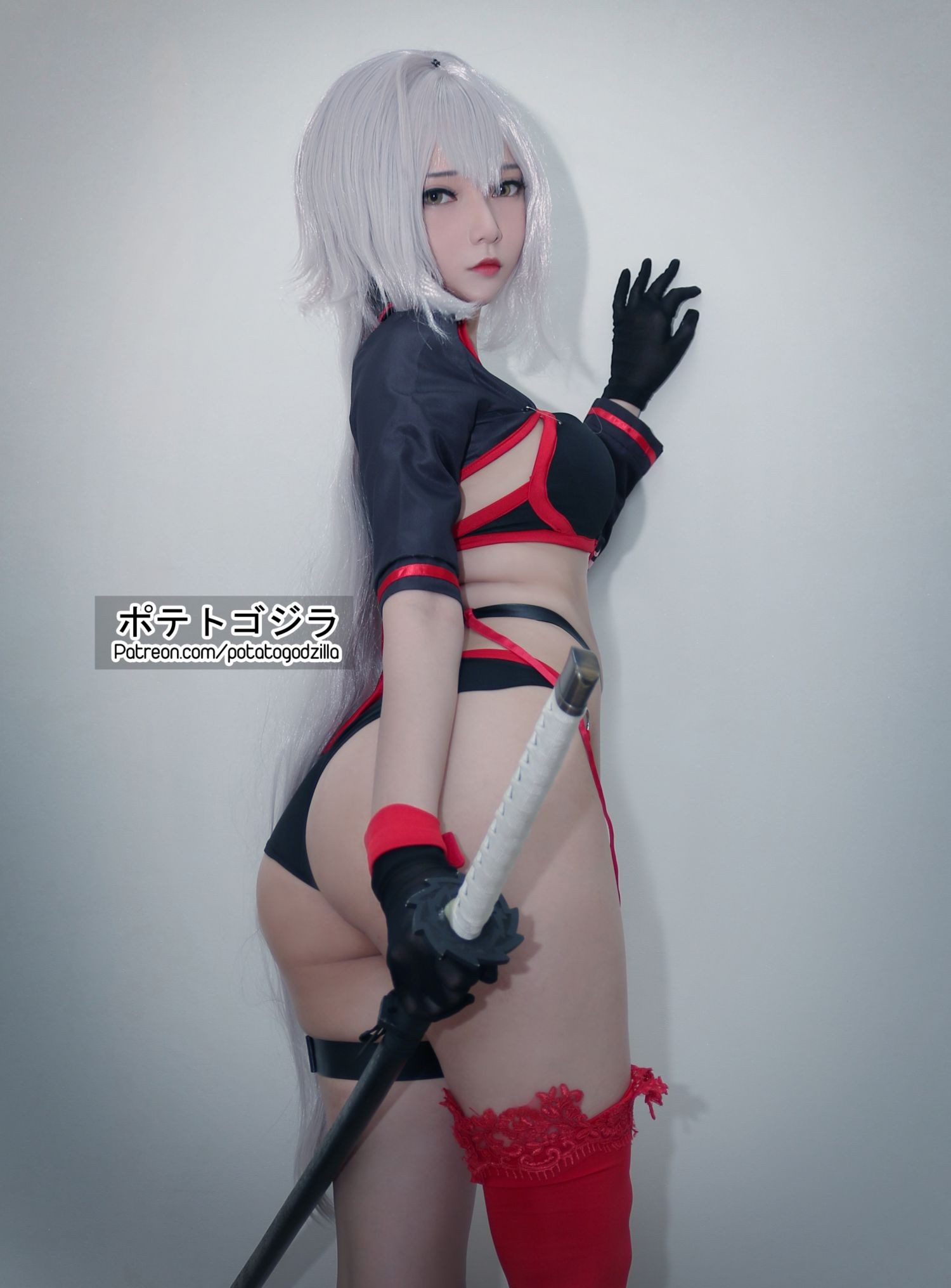 美女动漫博主 Potato Godzilla 性感Cosplay写真 Jeanne Alter Summer (12)