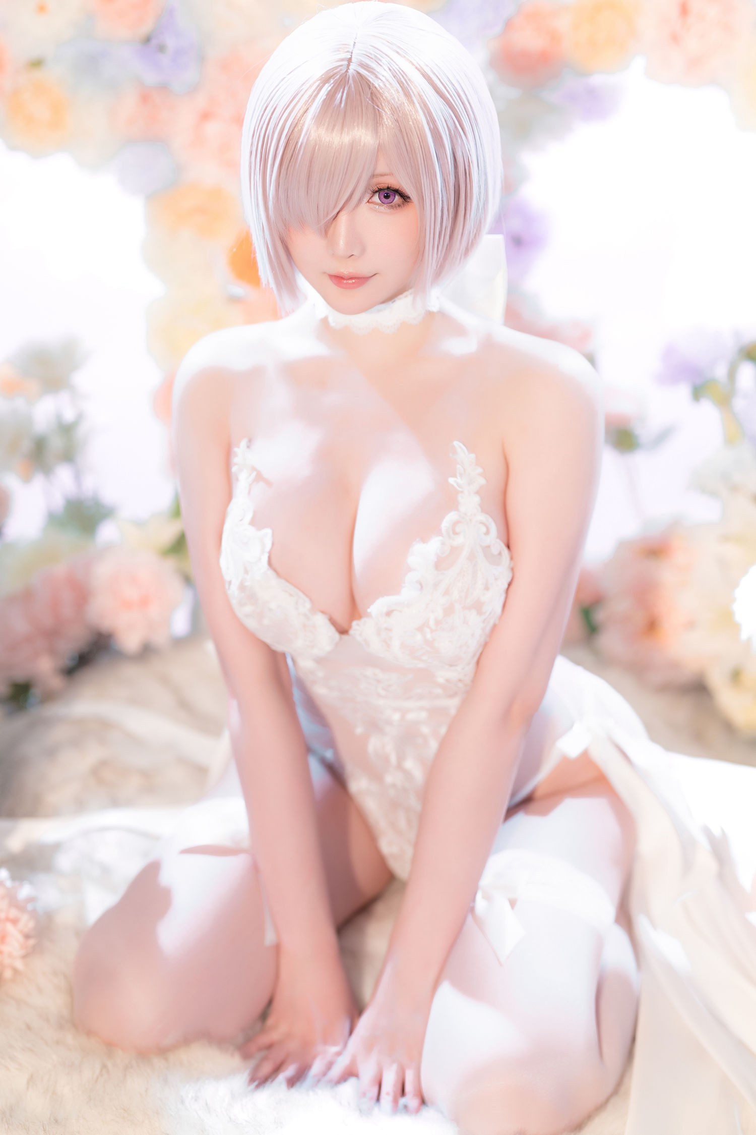 美女动漫博主星之迟迟性感Cosplay写真玛修婚纱 (1)