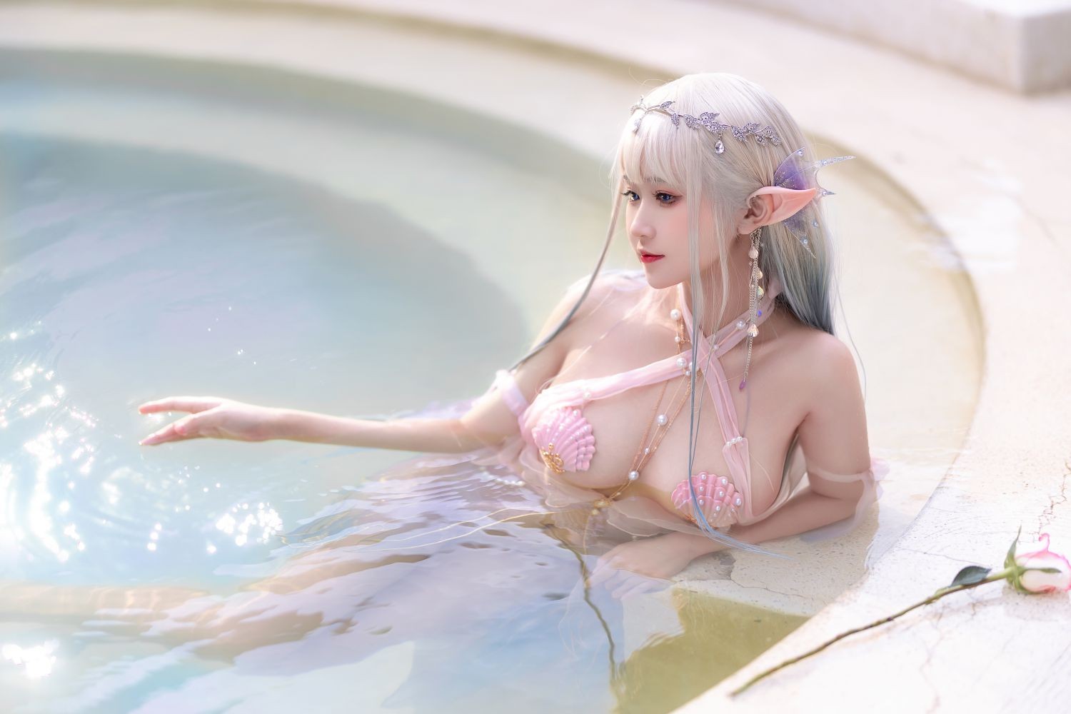 美女动漫博主三度69性感Cosplay写真温泉美人鱼 (2)